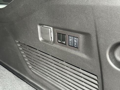 Used 2025 Chevrolet Suburban High Country w/ Sun And Tow Package image 52