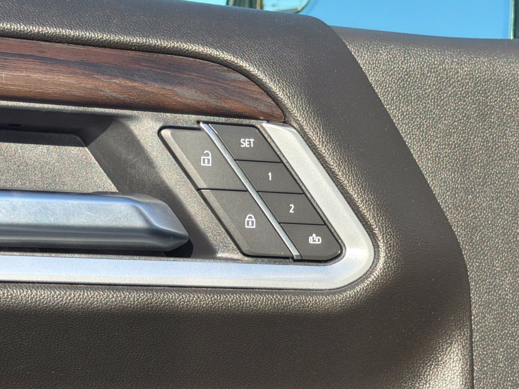 Used 2025 GMC Sierra 1500 SLT AWD/4WD image 20