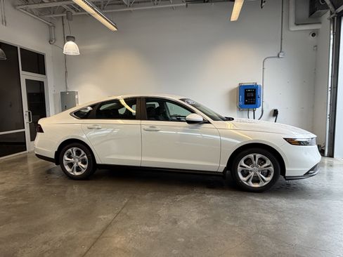 New 2026 Honda Accord LX image 1