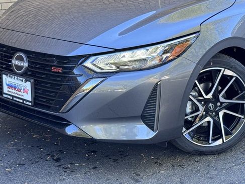 New 2025 Nissan Sentra SR image 36