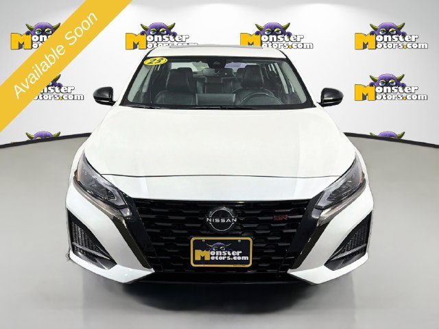 Used 2023 Nissan Altima 2.5 SR AWD/4WD image 2