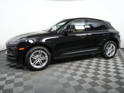 Used 2026 Porsche Macan AWD/4WD image 2