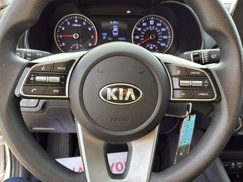 Used 2020 Kia Forte LXS image 8