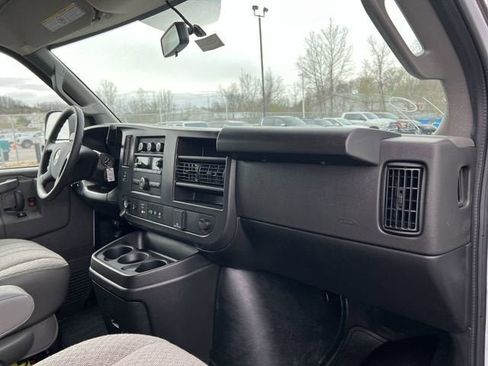 New 2026 Chevrolet Express 3500 LS RWD image 27