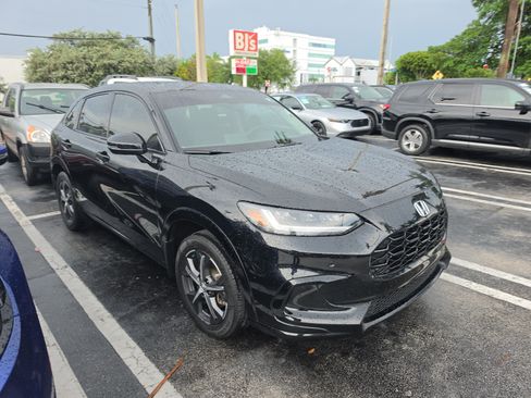Used 2025 Honda HR-V EX-L image 3