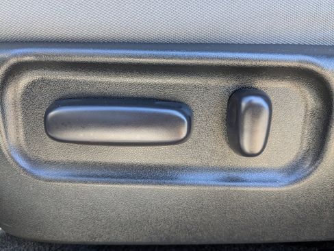 Used 2022 Toyota Tacoma SR5 w/ Technology Package image 20