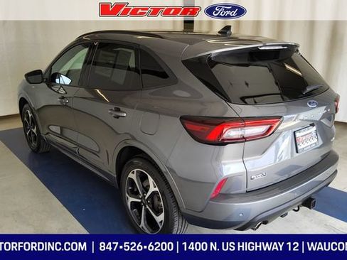 Used 2023 Ford Escape ST-Line Select w/ Tech Pack #2 AWD/4WD image 2