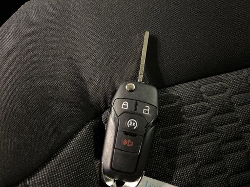 New 2025 Ford Ranger XLT w/ Equipment Group 301A High image 40