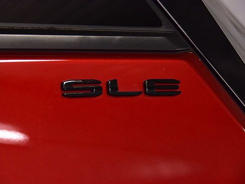 Used 2022 GMC Terrain SLE w/ Driver Convenience Package AWD/4WD image 12