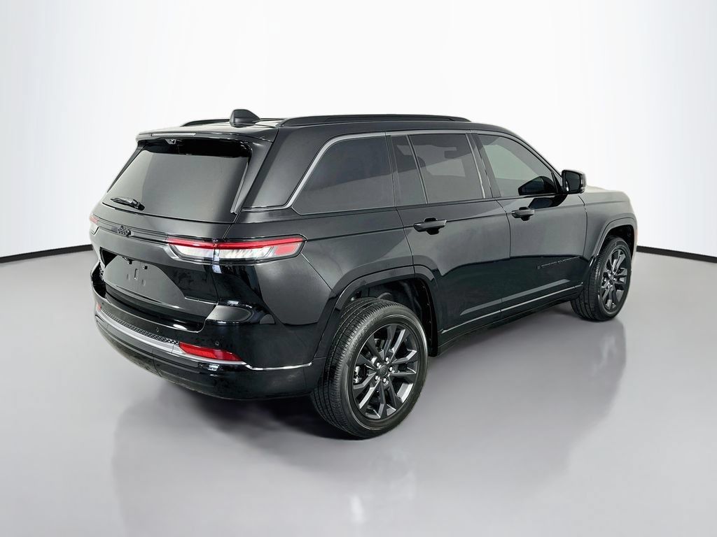 Used 2026 Jeep Grand Cherokee Limited AWD/4WD image 7