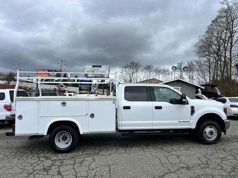 Used 2018 Ford F350 XLT image 8