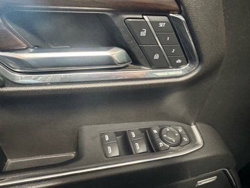 Used 2022 GMC Sierra 1500 SLT w/ SLT Premium Plus Package image 18