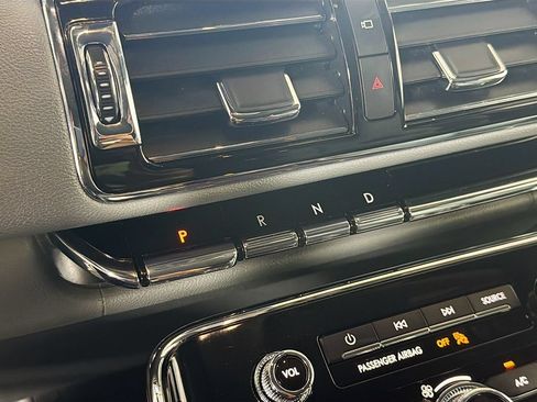 Used 2021 Lincoln Navigator Reserve AWD/4WD image 18