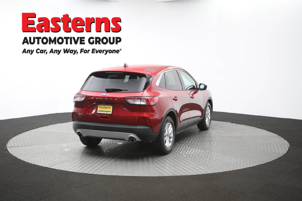 Used 2022 Ford Escape SE w/ Convenience Package FWD image 42