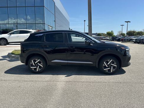 New 2026 Nissan Kicks SV FWD image 5