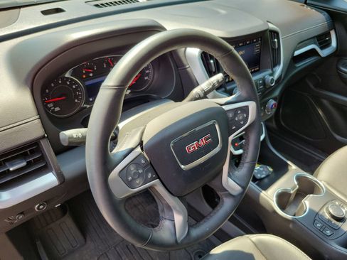 Used 2023 GMC Terrain SLT w/ LPO, Floor Liner Package AWD/4WD image 11
