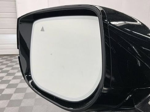 Used 2025 INFINITI QX80 Sensory AWD/4WD image 40