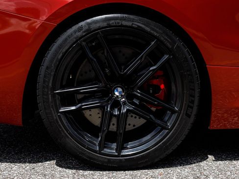 Used 2022 BMW M8 Competition w/ M Carbon Exterior Package AWD/4WD image 9