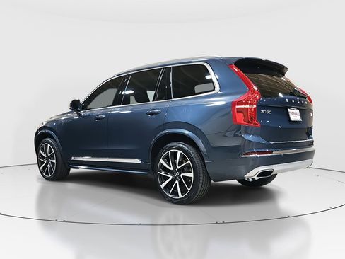 Used 2021 Volvo XC90 T8 Inscription Expression w/ Advanced Package image 7