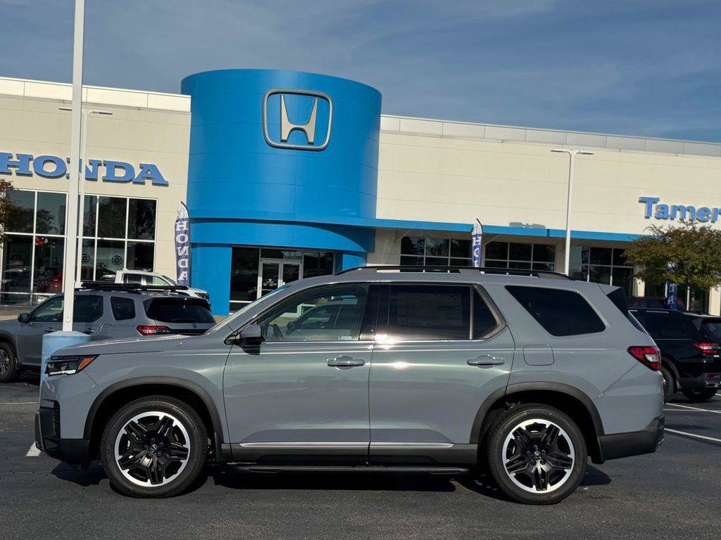 New 2026 Honda Pilot Touring image 6