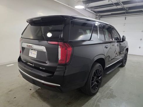 Certified 2023 GMC Yukon SLT w/ SLT Luxury Package image 6