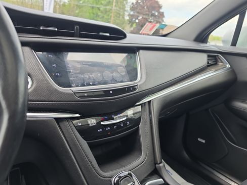 Used 2020 Cadillac XT5 Sportv AWD/4WD image 24