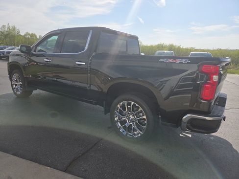 Certified 2025 Chevrolet Silverado 1500 LTZ w/ Technology Package AWD/4WD image 5