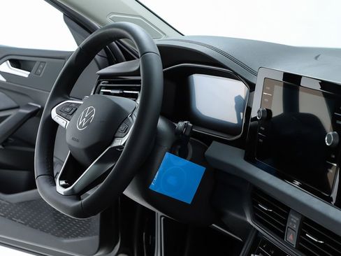 New 2026 Volkswagen Jetta SE FWD image 71