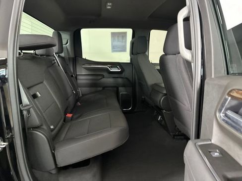 Used 2025 GMC Sierra 1500 Elevation image 27