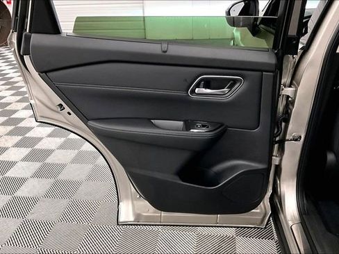 New 2026 Nissan Rogue Platinum w/ Platinum Premium Package image 31