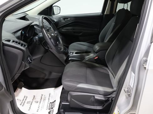 Used 2016 Ford Escape S image 9