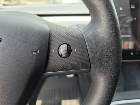 Used 2023 Tesla Model 3 Performance AWD/4WD image 29