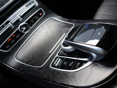 Used 2018 Mercedes-Benz E 400 4MATIC Coupe w/ Premium 2 Package image 16