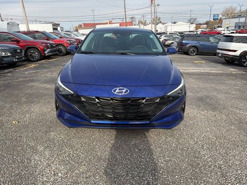 Certified 2022 Hyundai Elantra SEL image 2