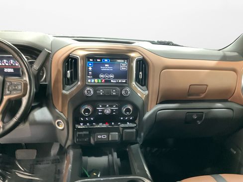 Used 2022 Chevrolet Silverado 3500 High Country w/ Z71 Off-Road Package AWD/4WD image 11