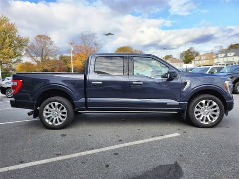 Used 2022 Ford F150 Limited image 5
