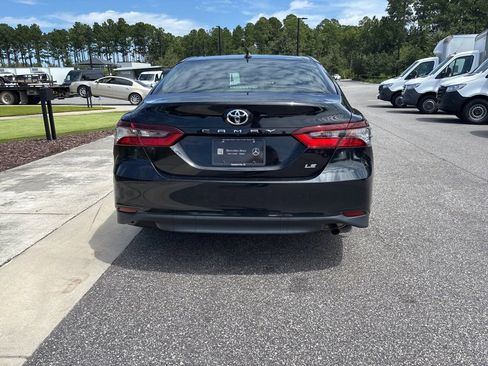 Used 2023 Toyota Camry LE image 5