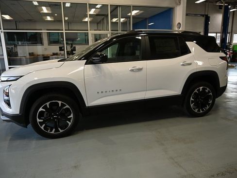 New 2026 Chevrolet Equinox LT w/ Convenience Package II image 7