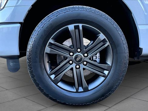 Used 2022 Ford F150 Lariat image 10