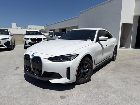 Used 2024 BMW i4 eDrive35 w/ Premium Package RWD image 3