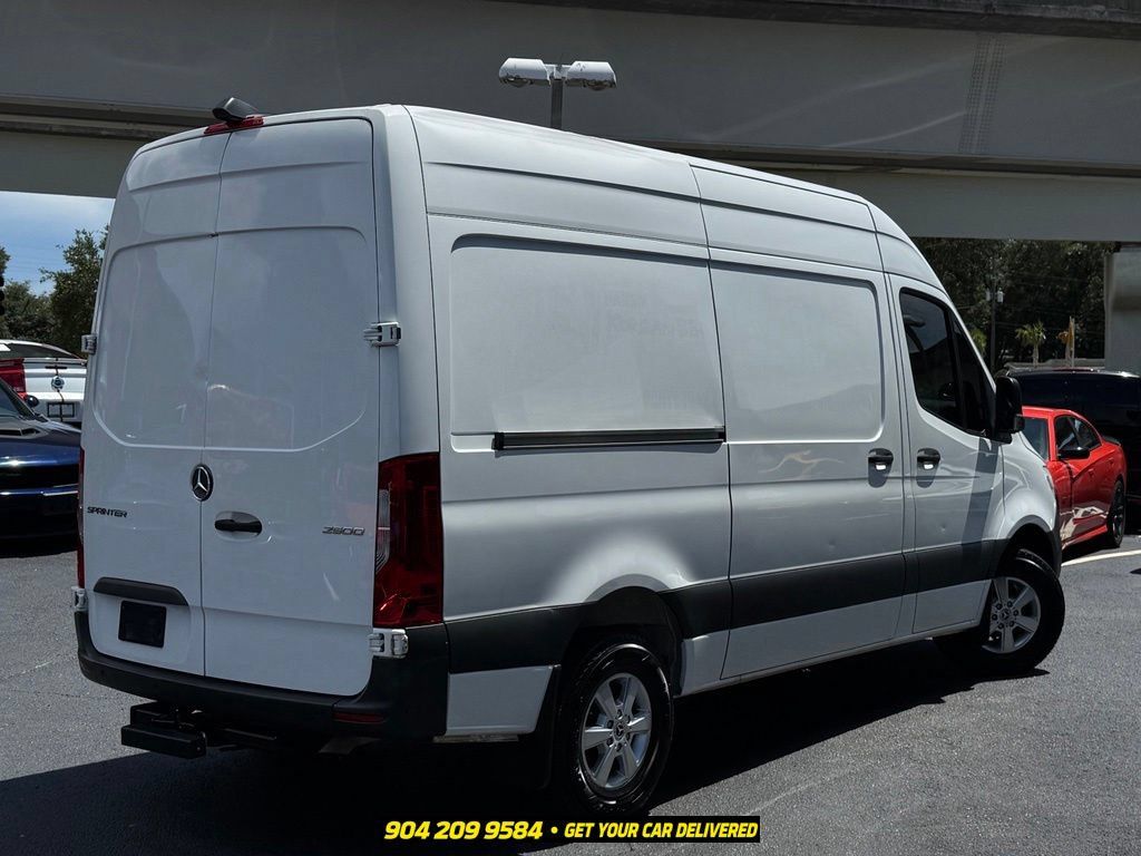 Used 2023 Mercedes-Benz Sprinter 2500 image 9