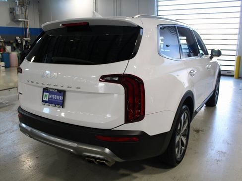 Used 2022 Kia Telluride S image 47