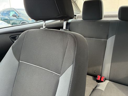 Used 2012 Ford Focus SE FWD image 34