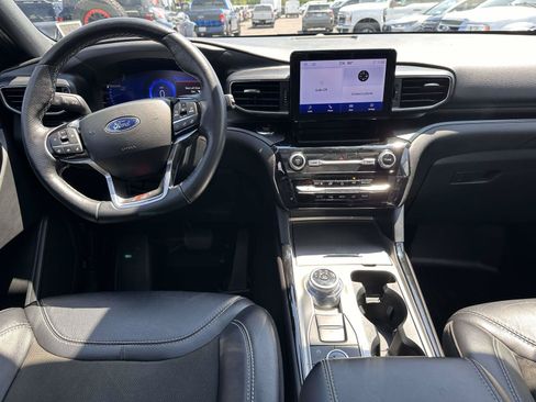 Used 2023 Ford Explorer ST w/ ST Street Pack AWD/4WD image 17