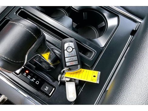 Used 2023 Ford F150 Lariat w/ Equipment Group 502A High image 14