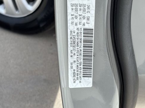 Used 2019 Dodge Journey SE FWD image 30