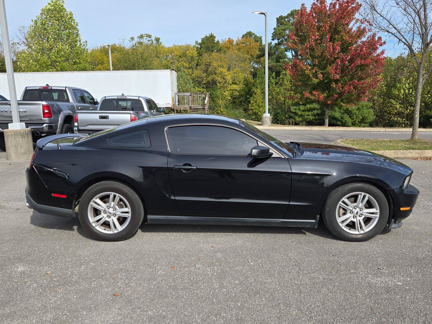 Used 2011 Ford Mustang Coupe w/ 101A Rapid Spec Order Code RWD image 8