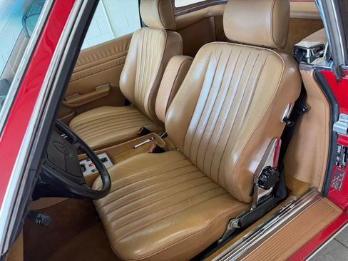 Used 1988 Mercedes-Benz 560 SL image 30