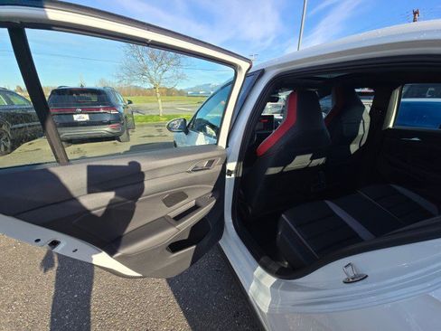 New 2026 Volkswagen GTI SE image 16