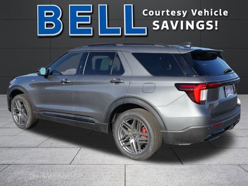 New 2026 Ford Explorer ST-Line w/ ST-Line Street Pack image 6